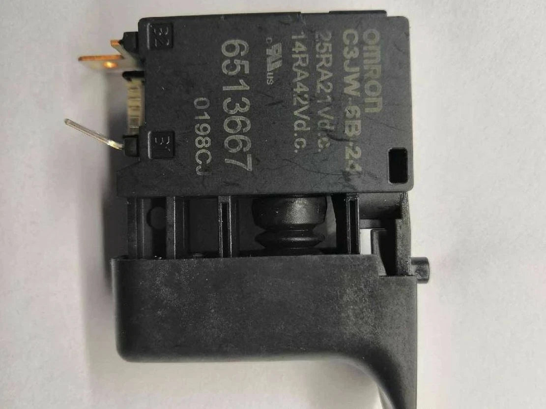 1pc C3JW-6B-24 6513667 25RA 21VDC 14RA 42VDC Trigger Switch