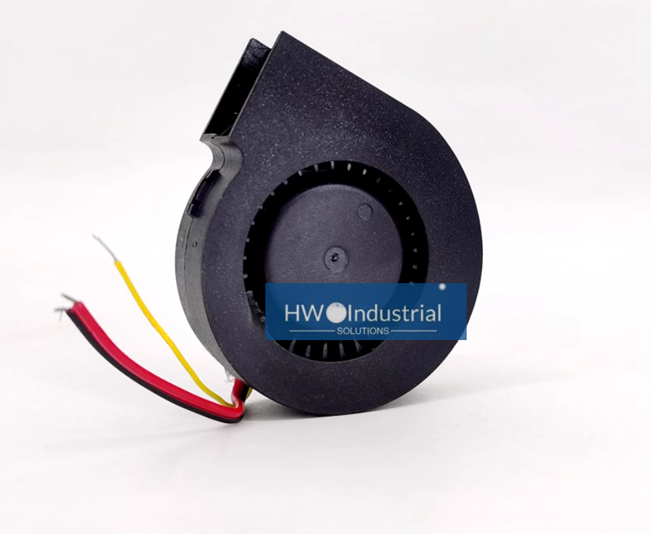 1PCS HDS-501524H DC24V 0.15A 3-wires YHFS Cooling Fan