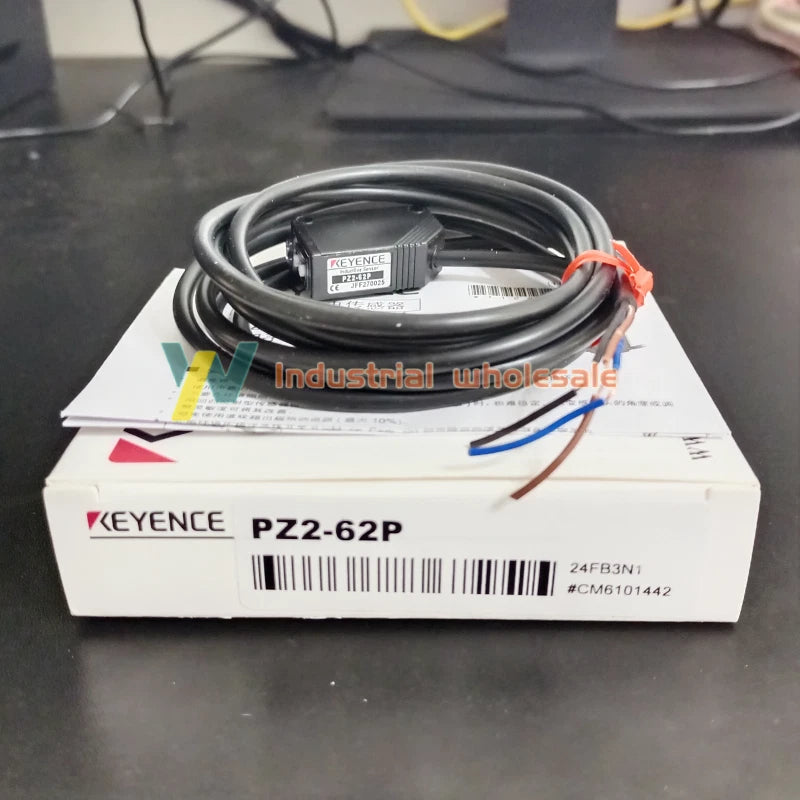 1PC  KEYENCE PZ2-62P PZ262P Photoelectric Sensor #P