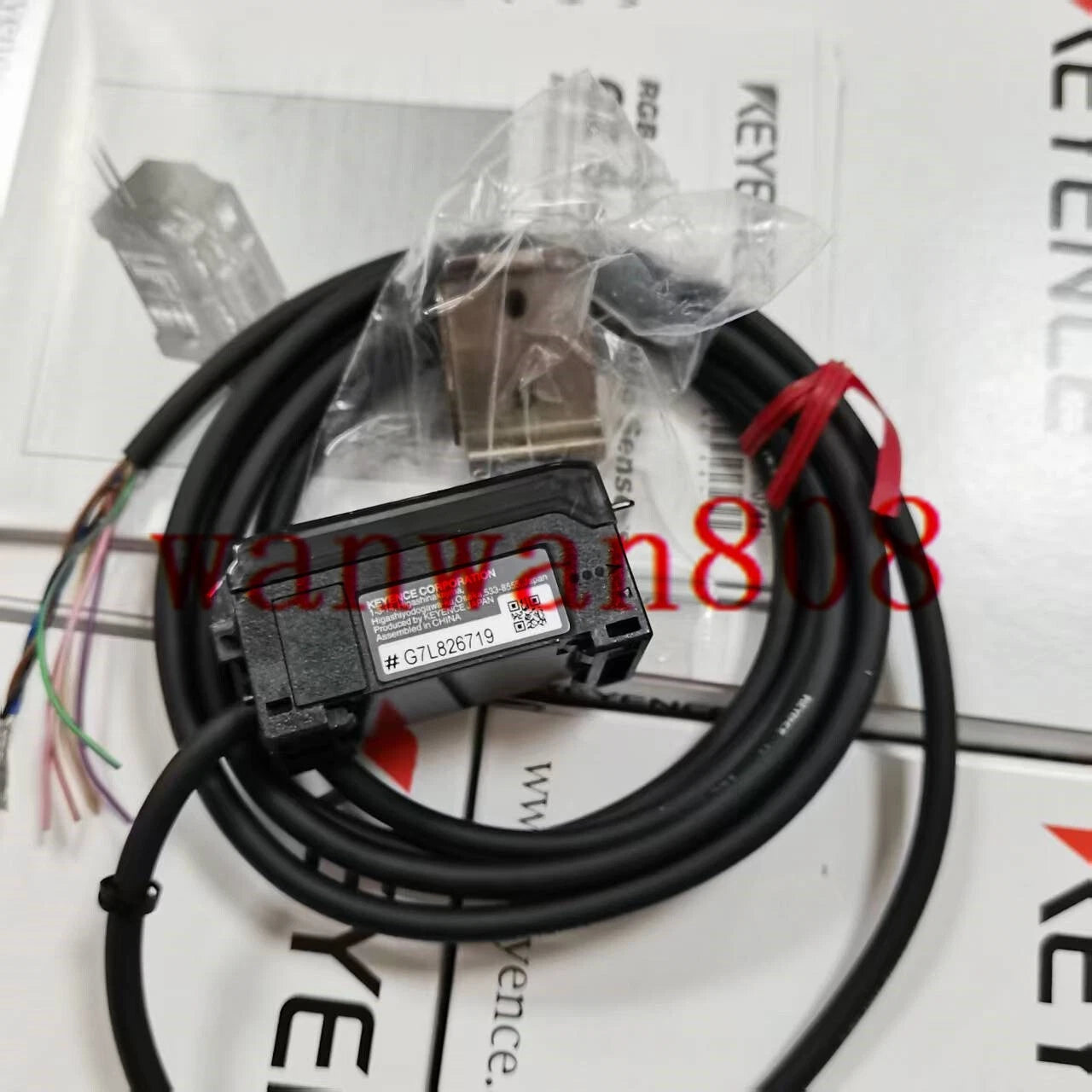 1PCS  Keyence Color DifferentiatinG Sensor Amplifier CZ-V1 Plc Module #P