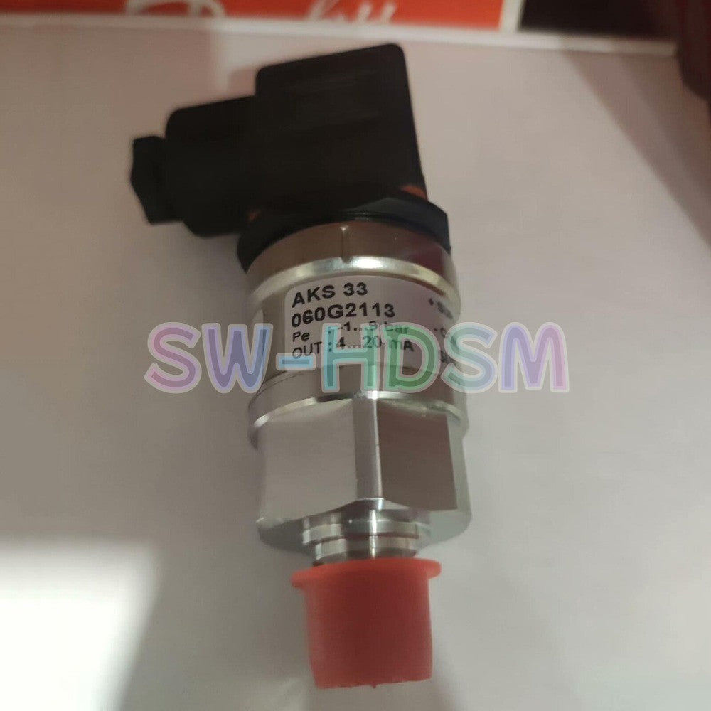1PCS  for Danfoss AKS33 060G2113 Pressure Transmitter Sensor Freight Free