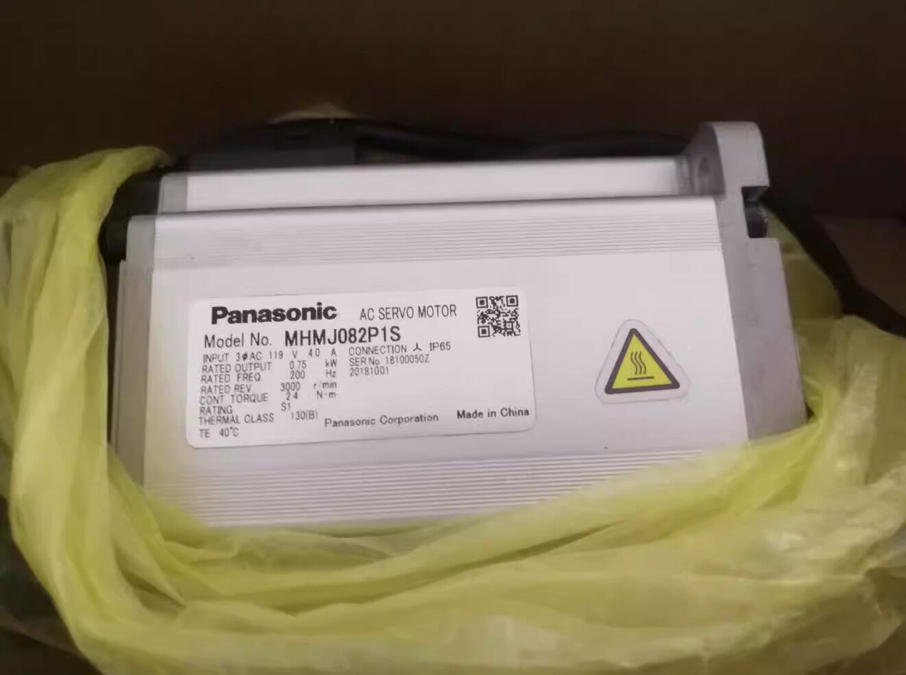 1PC  MHMJ042P1S Servo Motor (Expedited )