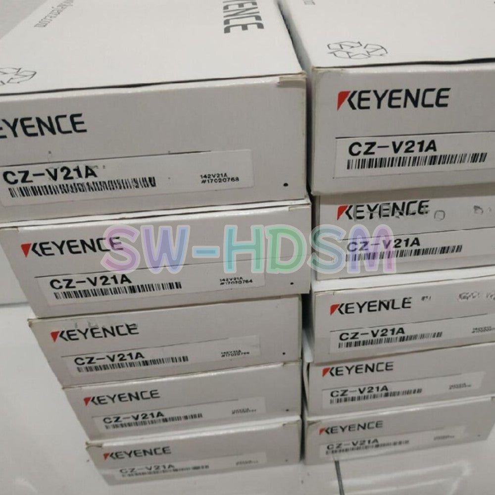 1PCS   Keyence CZ-V21A Digital Sensor Freight Free