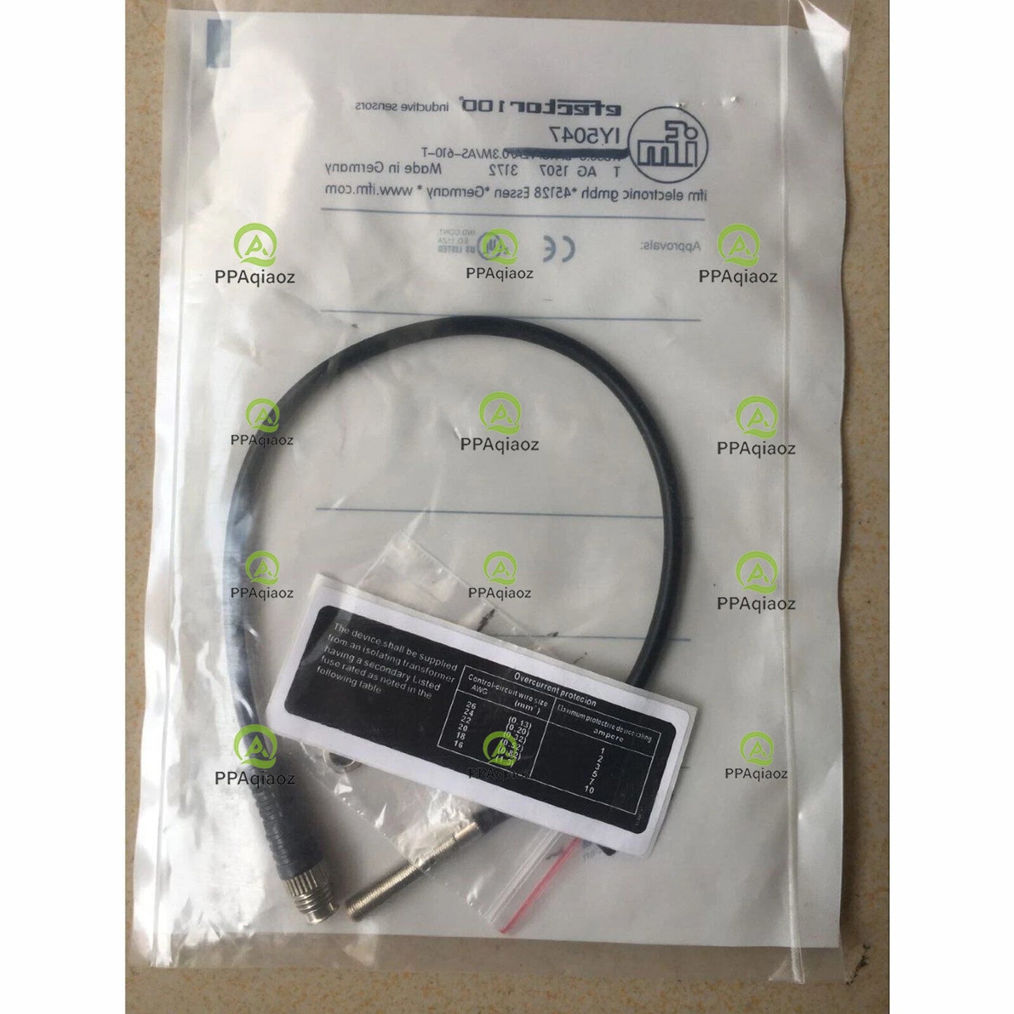 1PC  IFM IY5047 Photoelectric Sensor Free Shipping