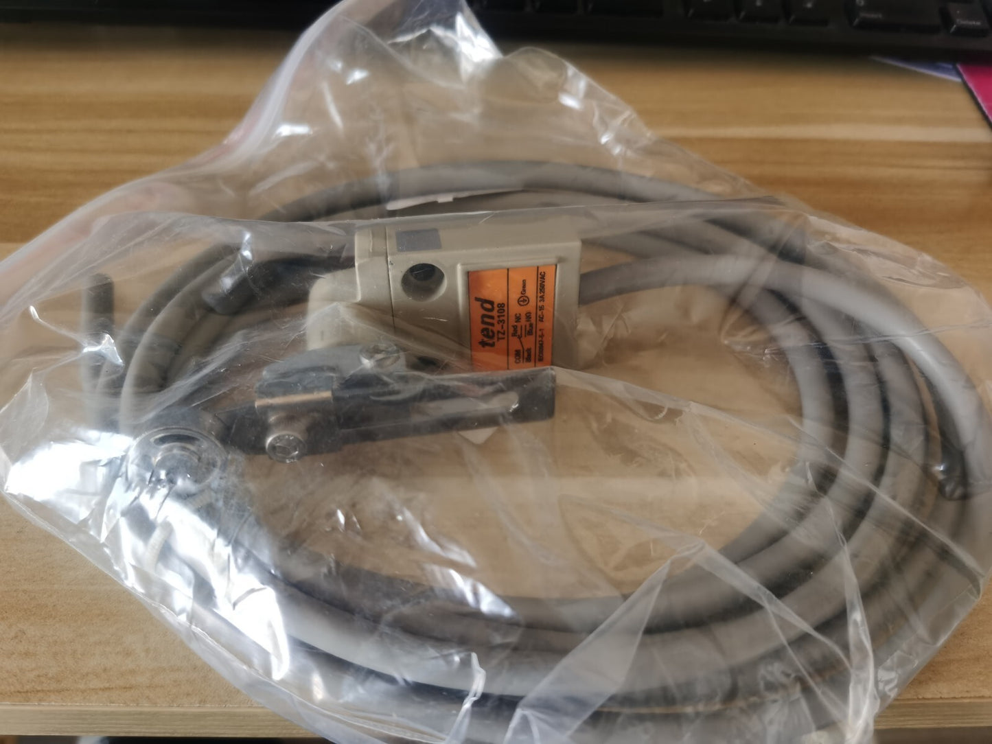 1PC  Tend TZ-3108 TZ3108 Limit Switch