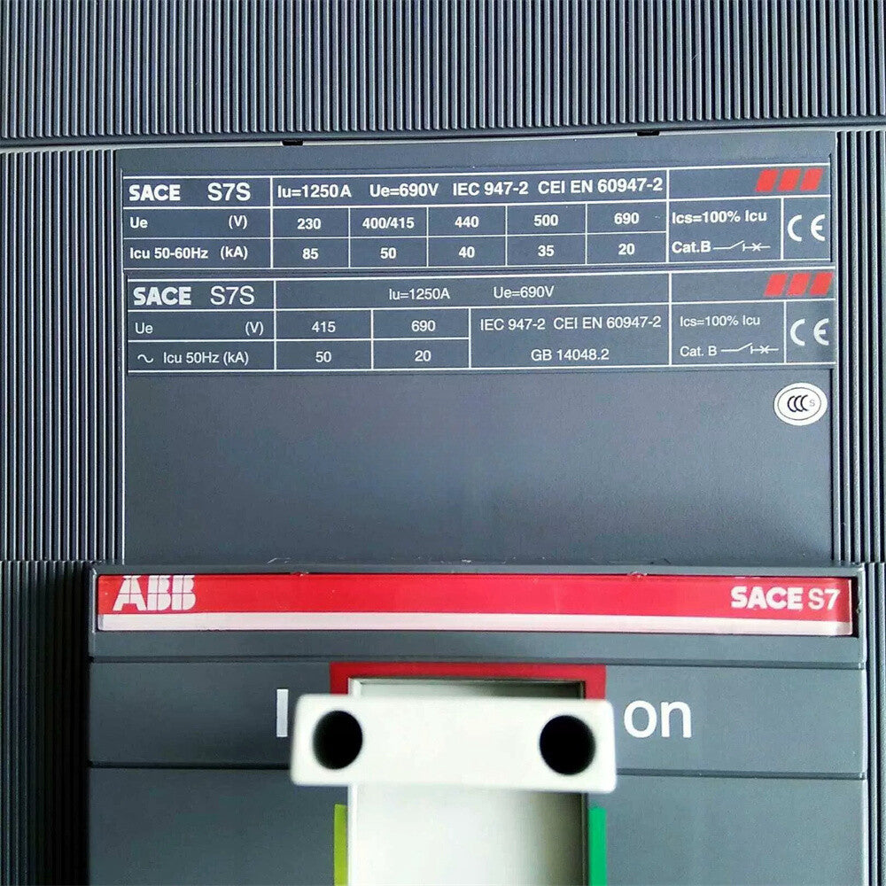 1/piece  ABB Molded Case Circuit Breaker SACE S7S 1250A PR211