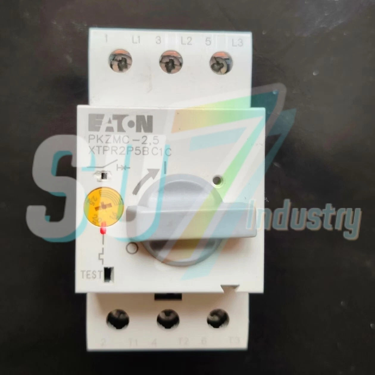 Eaton Moeller PKZMC-2.5 Motor Circuit Breaker# 1pcs    In Box