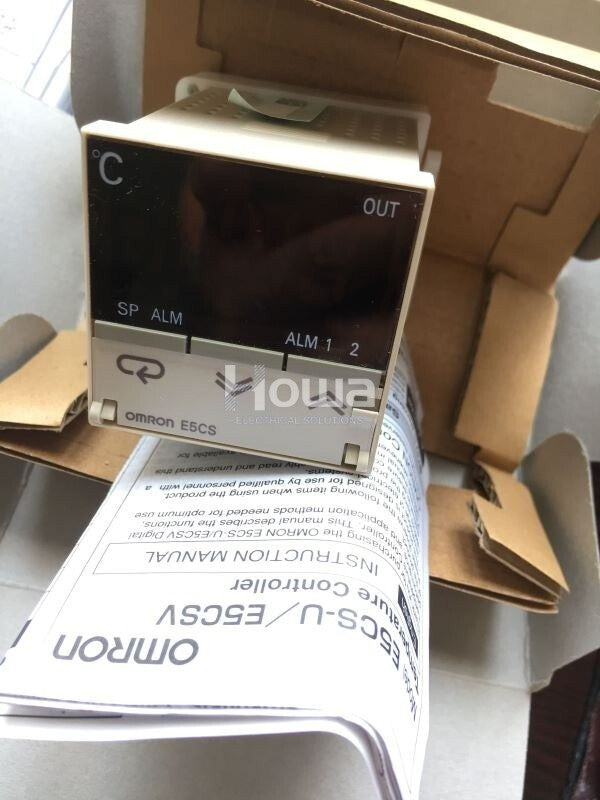 1PC  OMRON E5CS-R1KJX-F Temperature Controller