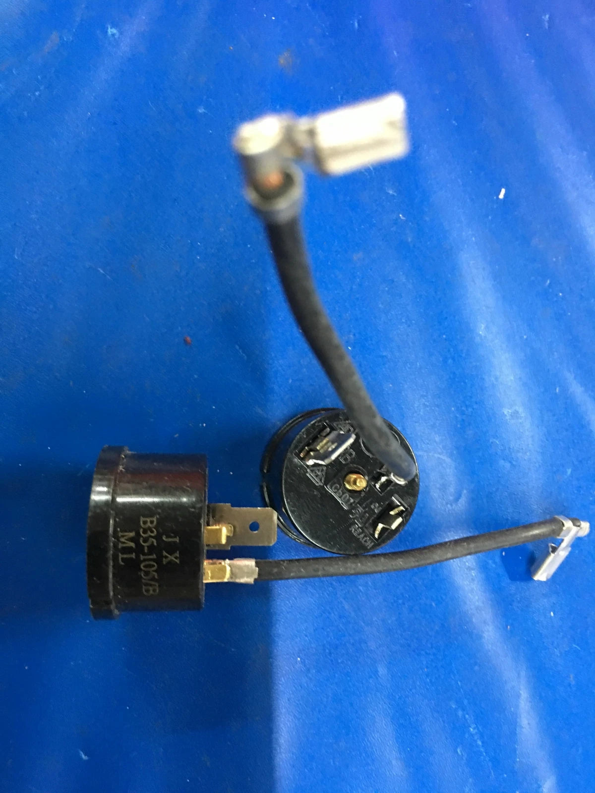 1PC B40-105 B45-120 B32-100 Refrigerator Compressor Overheat Protector