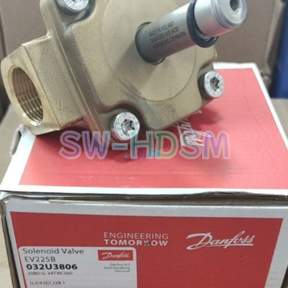 1PCS  for DANFOSS EV225B Solenoid Valve 032U3806 Freight Free