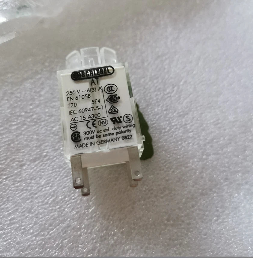 1pcs SCHLEGEL Switch Contact AT EN61058