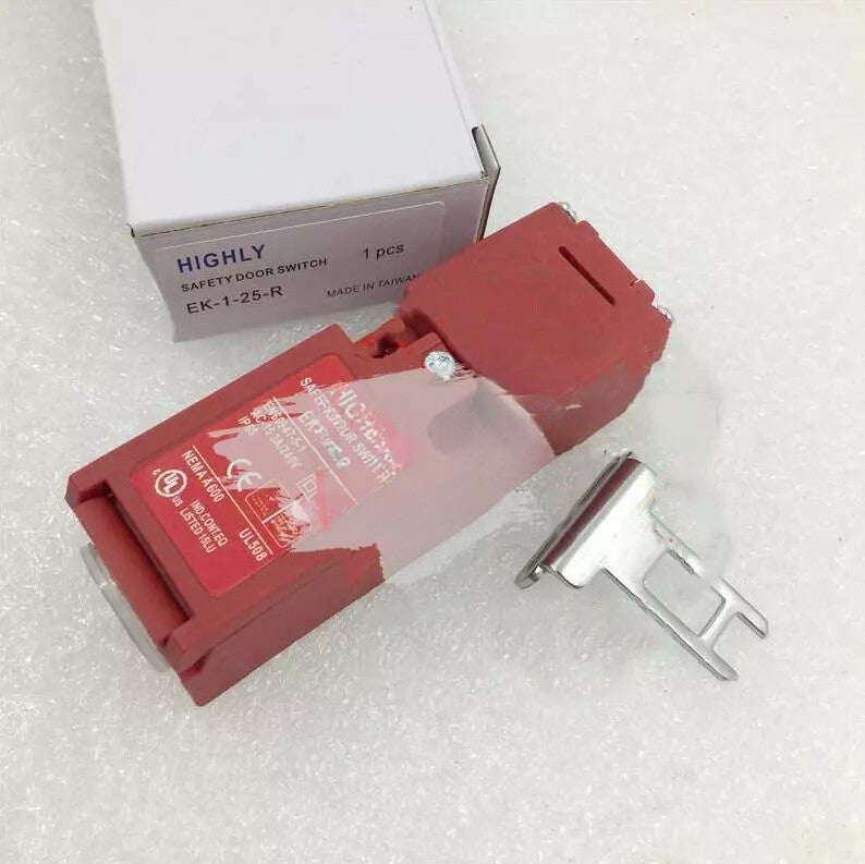 1Pcs For HIGHLY EK-1-25-R AC-15 3A/240V 2NC With Latch Key Safety Door Switch