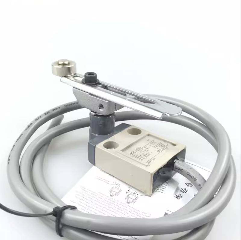 Omron Sensor D4C-1521 D4C-1531 D4C-1532 D4C-3332 D4C-4232 D4C-4233 Switch Unit