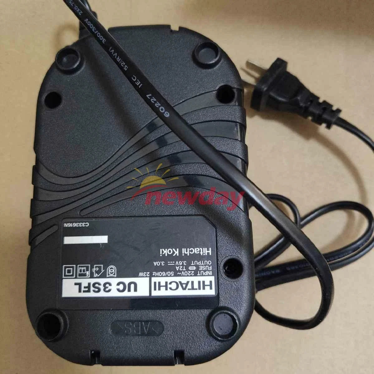 UC3SFL Battery Charger 3.6V input 220V AC 23W 50/60Hz FUSE T2A