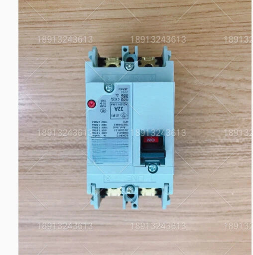 1PCS  Fuji EW32AAG-2P032B Leakage Circuit Breaker