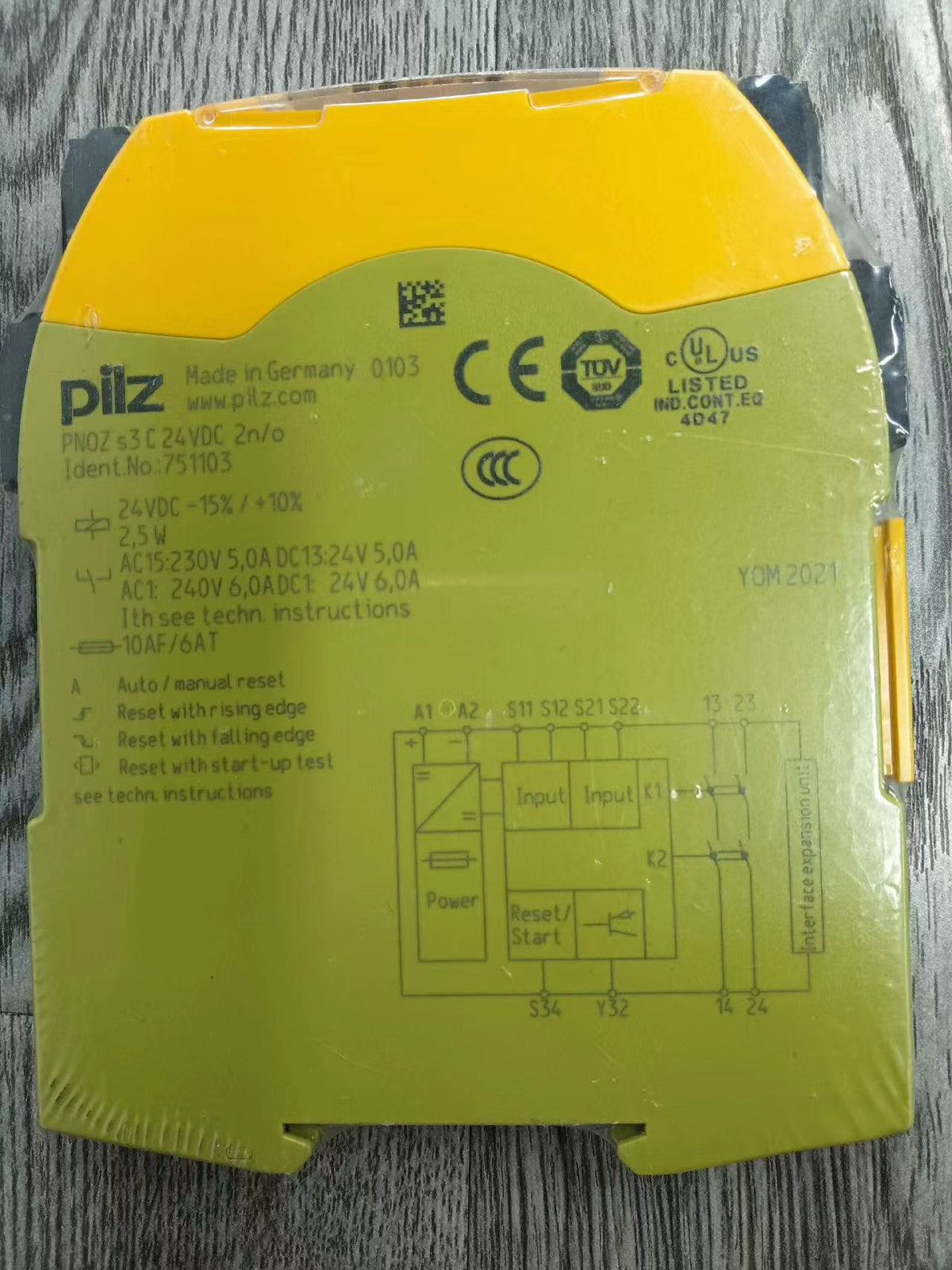 1pcs Pilz Pnoz S3c 24VDC 751103 Safety Relay