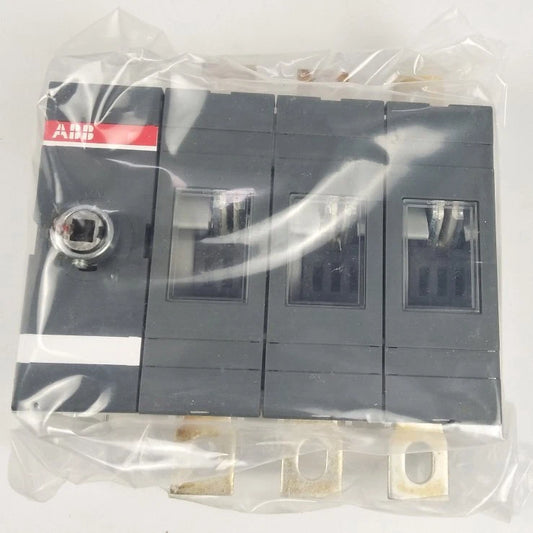 one abb Disconnect Switch OT200E03P 200A in box