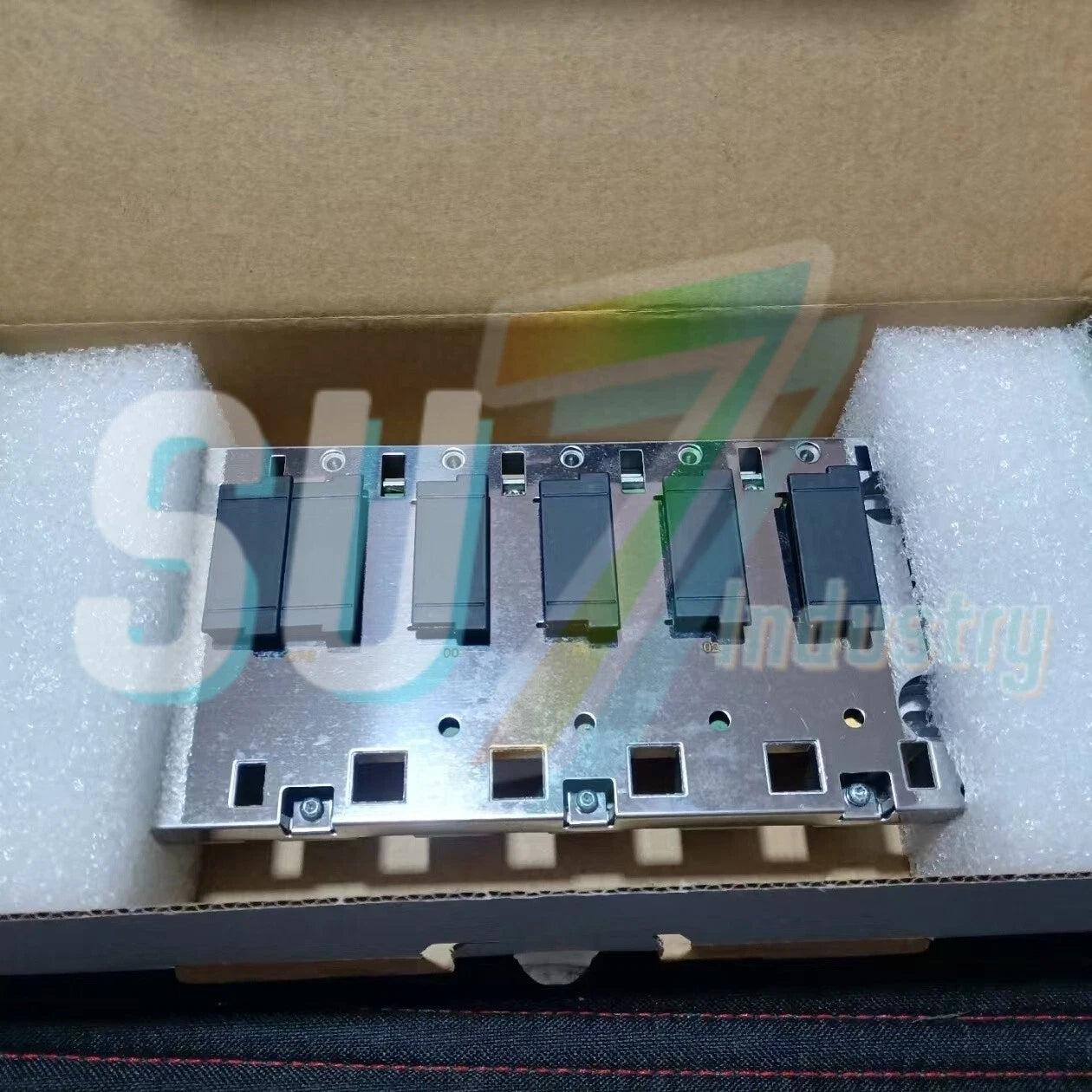 Schneider BMEXBP0400 PLC Module# 1pcs    In Box