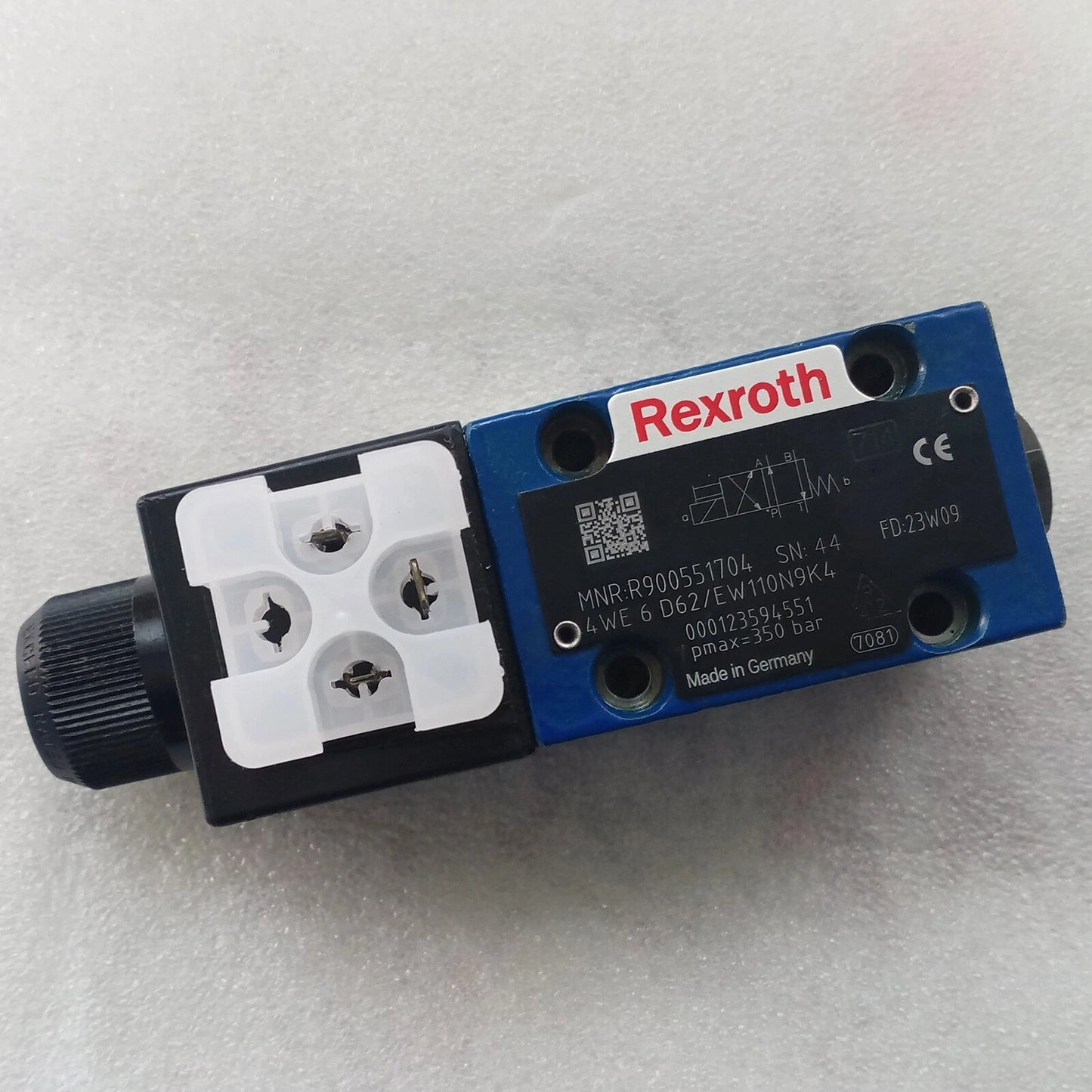 4WE6D62/EW110N9K4  REXROTH VALVE Free shipping #YP1 #P