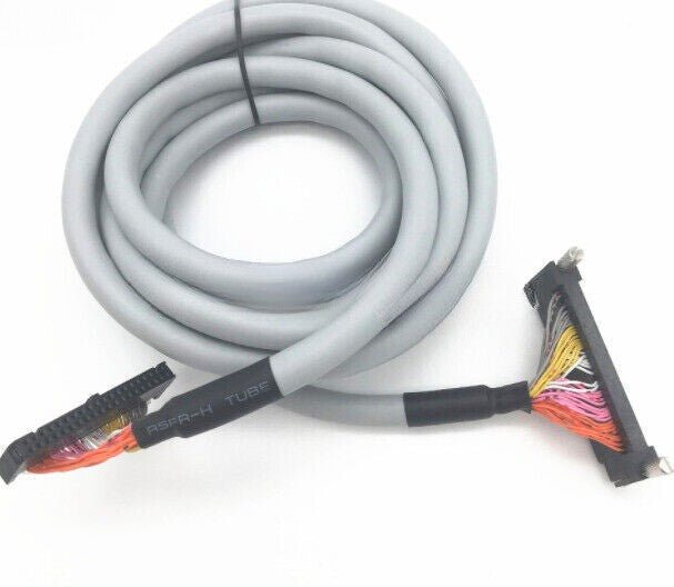 1PC  XW2Z-500B Extension line free shipping