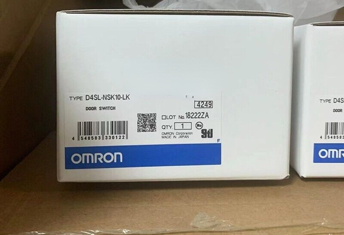 1pcs OMRON Safety Light Curtain  D4SL-NSK10-LK   D4SL4001C