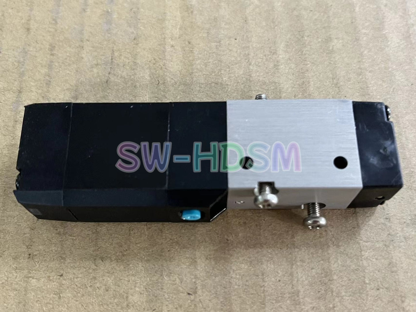 1PCS  Solenoid Valve MYH-3-M5-L-LED 34307 for FESTO Freight Free