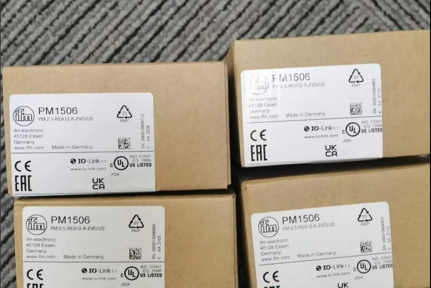 1pcs  IFM PM1506 Pressure Sensor