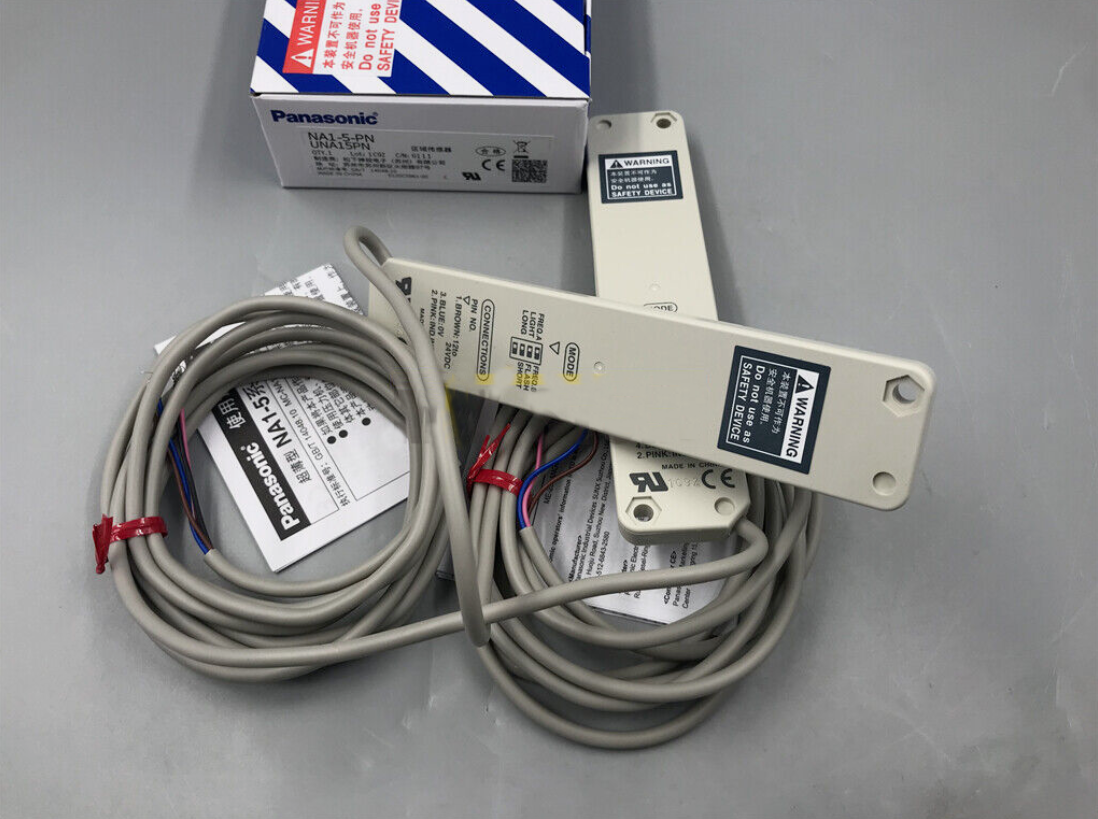 1pc  Panasonic SUNX NA1-5-PN (NA1-5D-PN+NA1-5P-PN) Area Sensor
