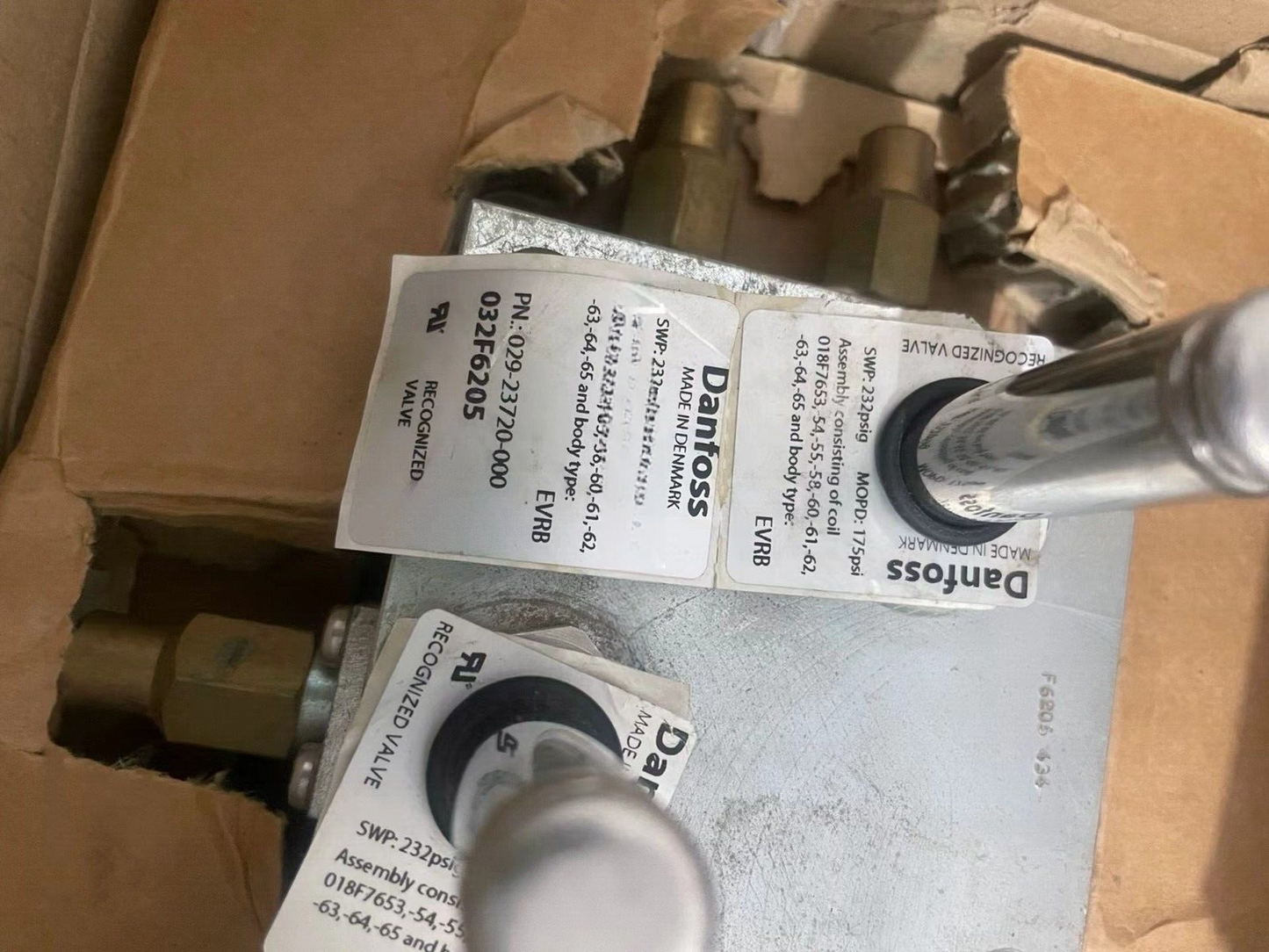 Central Air Conditioning Unit 029-23720-000 YR Upward Unloading Solenoid Valve