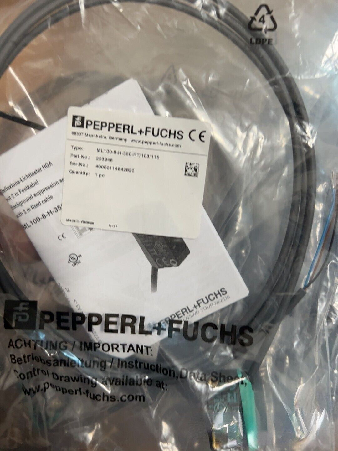 1pcs PEPPERL+FUCHS Sensor ML100-8-H-350-RT/103/115