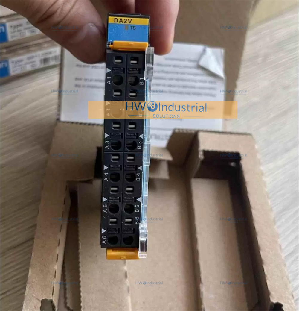 1/Piece DRT1-DA2V OMRON Remote Terminal Module
