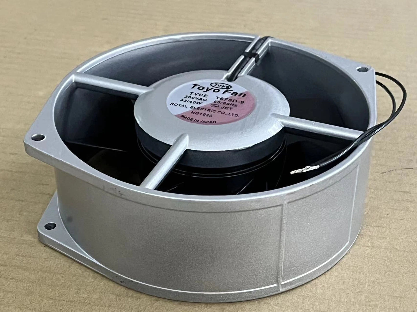 1pc TOYO FAN TYPE T675D-9 200VAC TOYO 172*150*55 #P