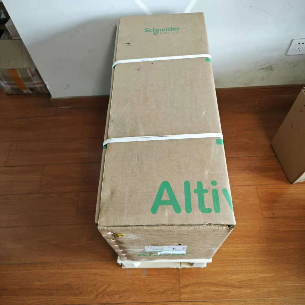 1 PC  Schneider ATV340 inverter ATV340D55N4E Fast Shipping UPS or