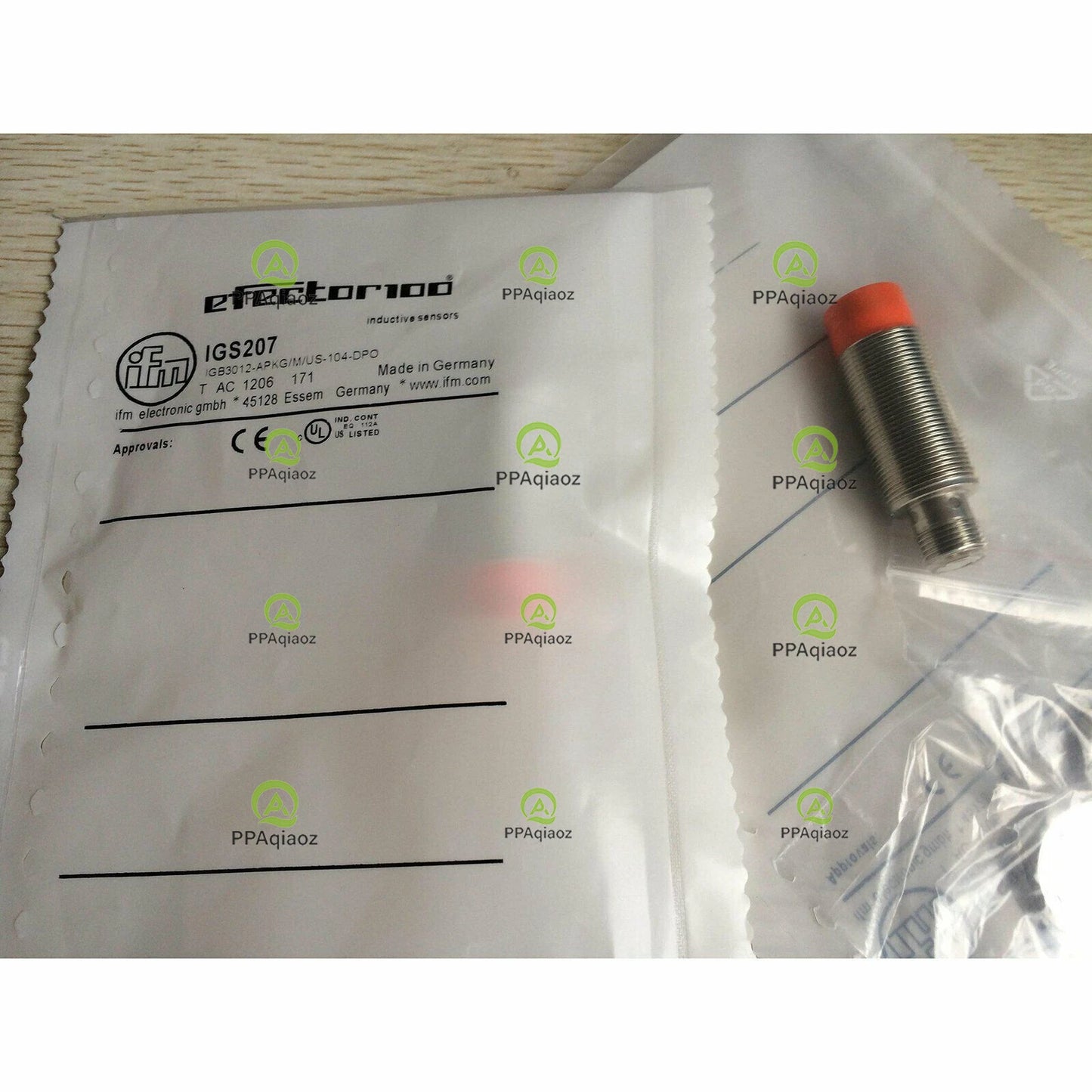 IFM IGS207 1PC  Proximity Switch Sensor Free Shipping