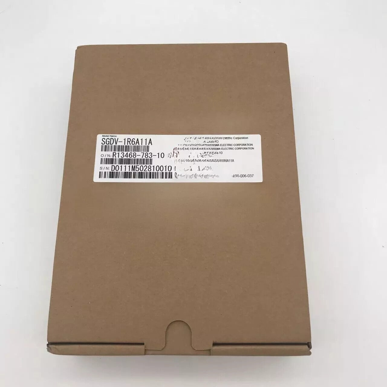 1pcs   Yaskawa Servo Drive SGDV-1R6A11A