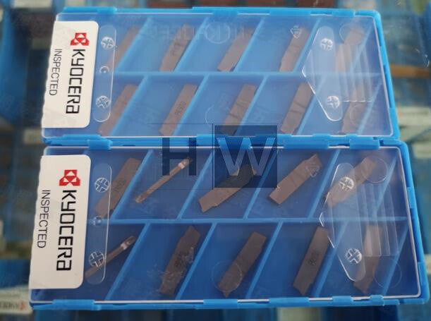 BOx/10pcs Kyocera Oblique Cutting Groove Blade GMM2020R-MT-15D PR930