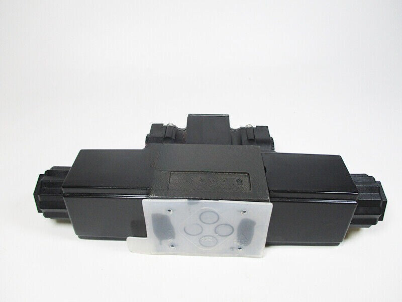 1PCS  FOR Dofluid Solenoid valve DFB-02-3C9-A110