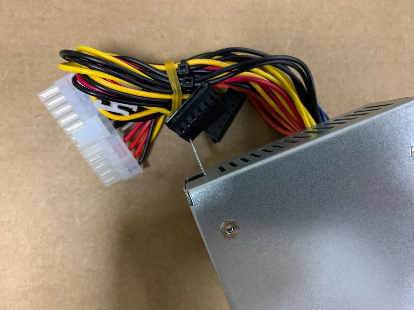 Dell Inspiron 3647 660S 270S D06S 220W Power Supply 650WP RTTPJ 89XW5 R82H5