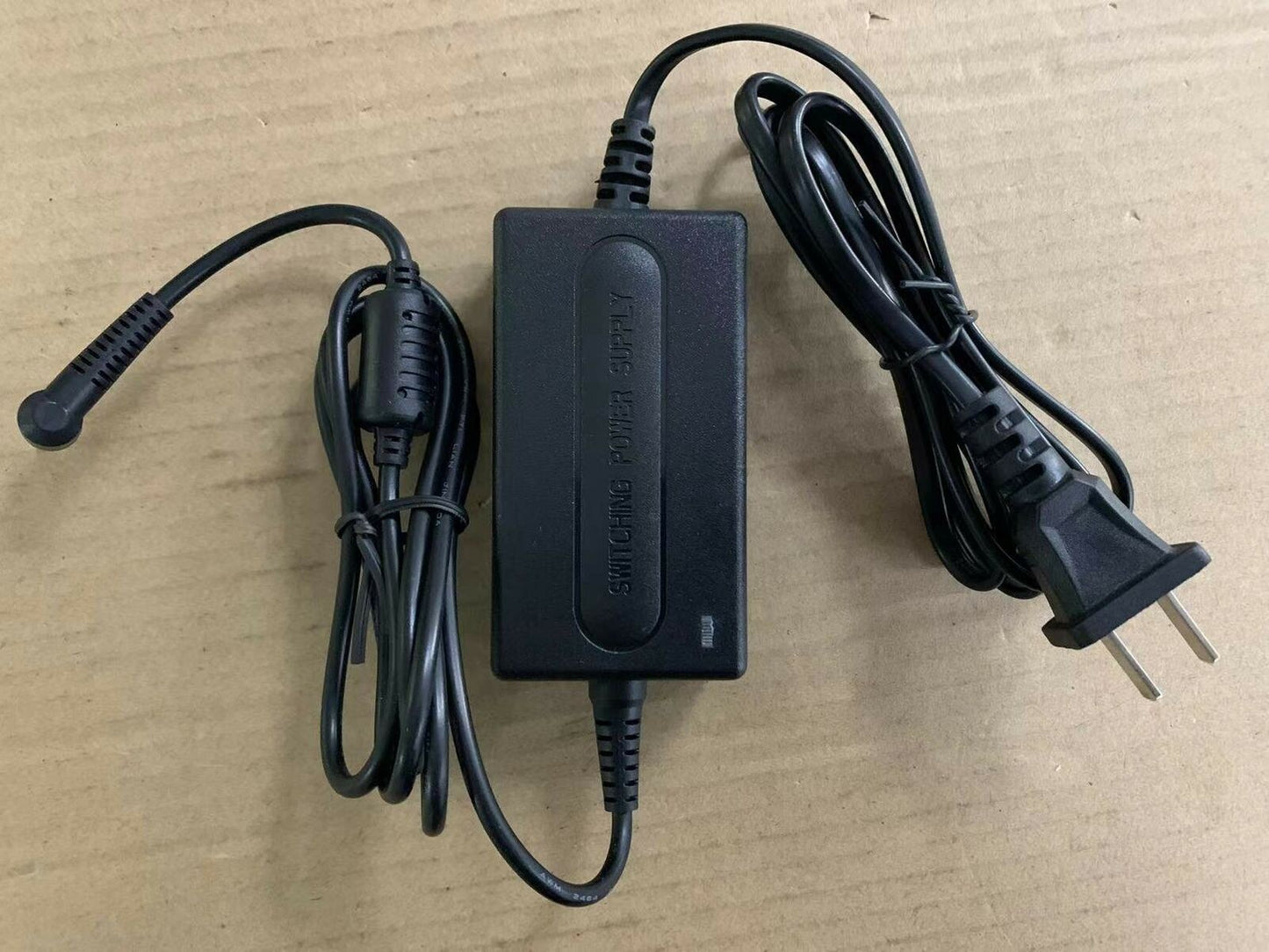 Innov IVP0850-1500 Universal Power Adapter