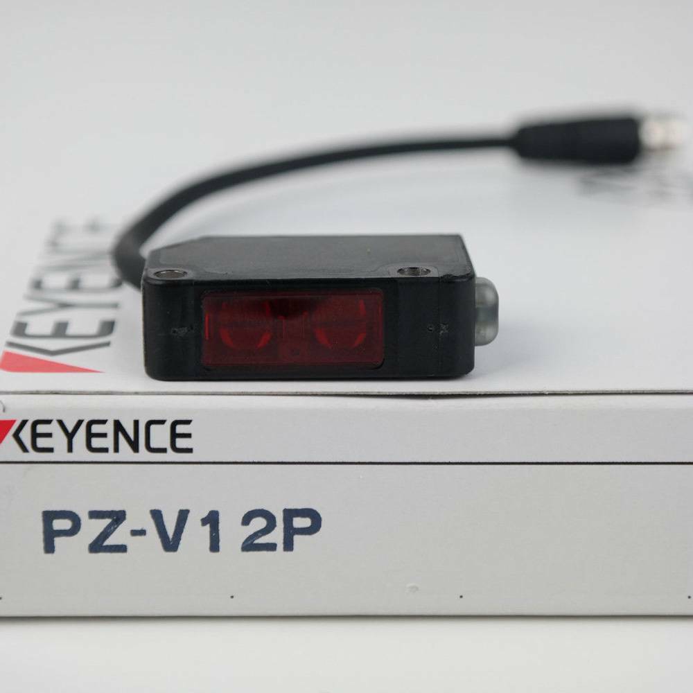 1PC KEYENCE PZ-V12P Photoelectric Sensor  Fast delivery Quality Assurance