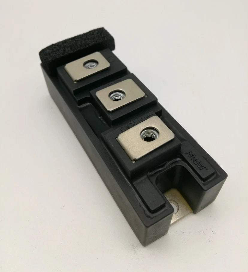 1PC  TOSHIBA MODULE MG75Q2YS50 #LL #P