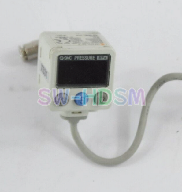 1PCS  For SMC Pressure Sensors ISE40A-01-Y freight free