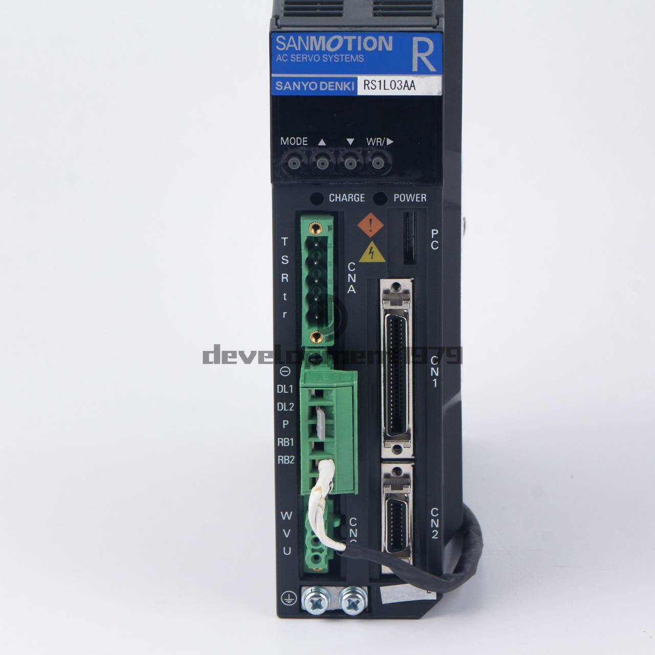 ONE  SANYO DENKI Servo Driver RS1L03AA Fast delivery