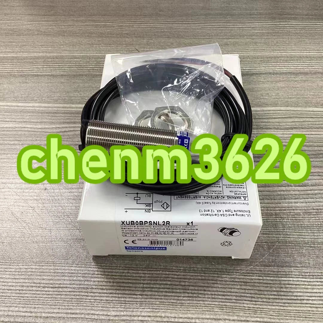 1PCS  XUB0BPSNL2R Photoelectric sensor #YT #P