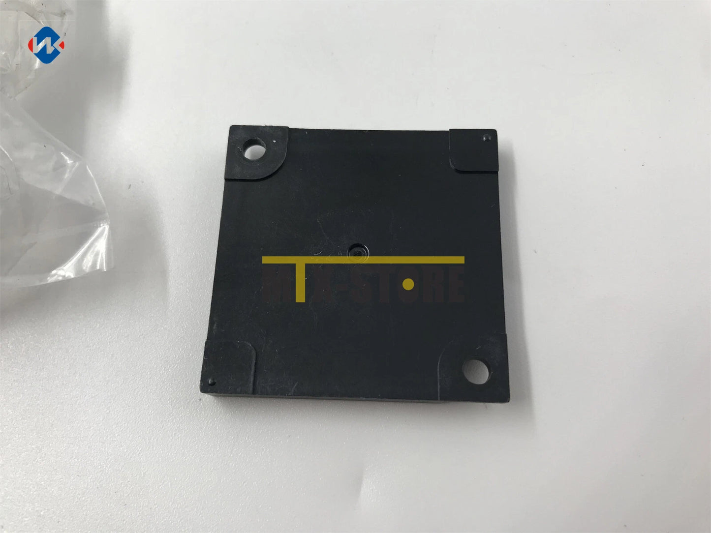 1PCS  OMRON V680S-D2KF67M #P