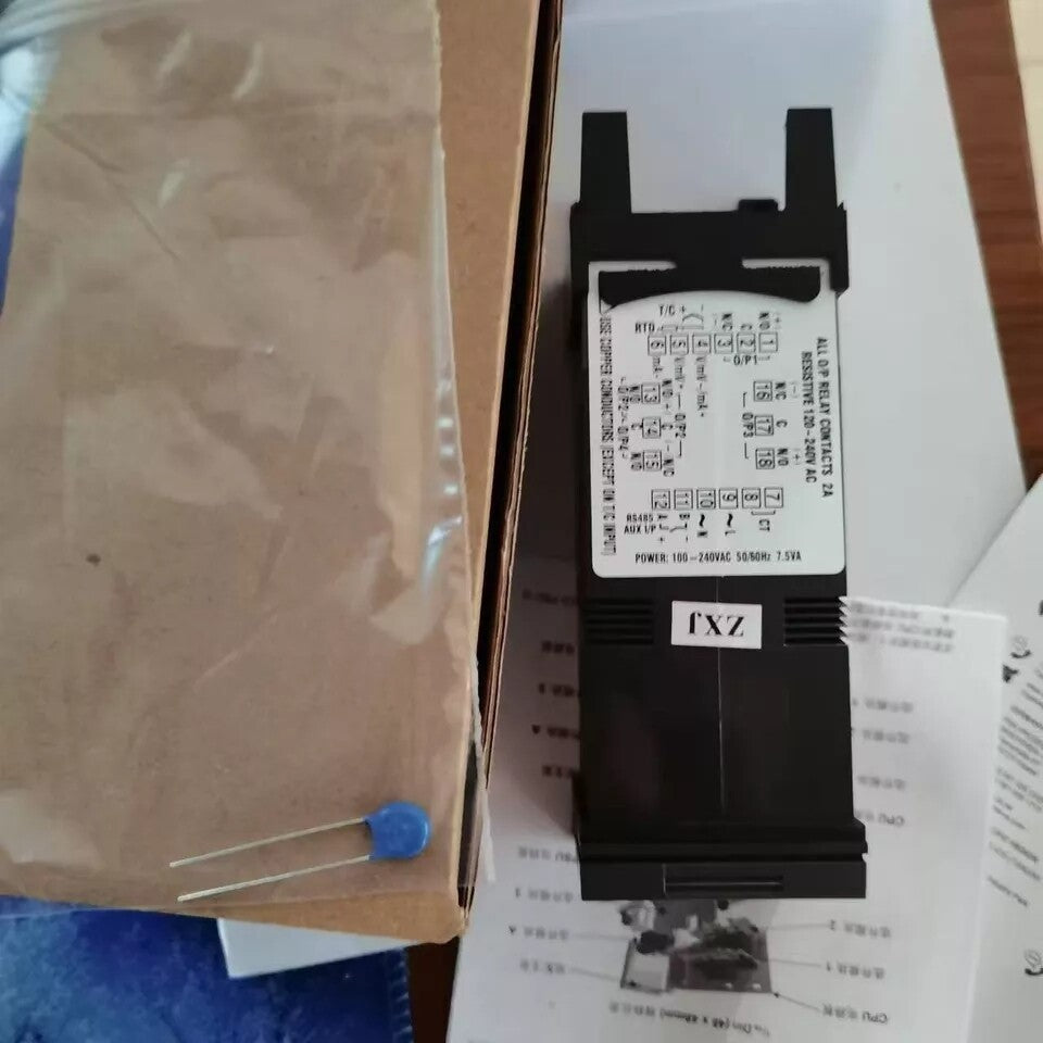 1pcs  WEST Temperature Controller P6100-2771002 P61002771002 P6100 2771002