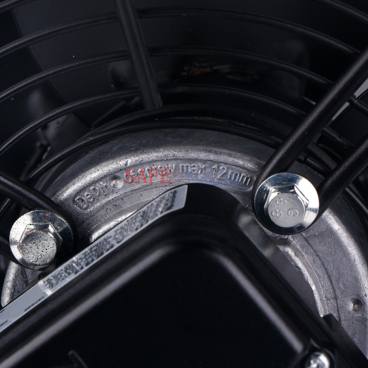 One Ziehl-Abegg FN035-4DK.0F.V7P2 FN0354DK0FV7P2 axial fan Fast delivery