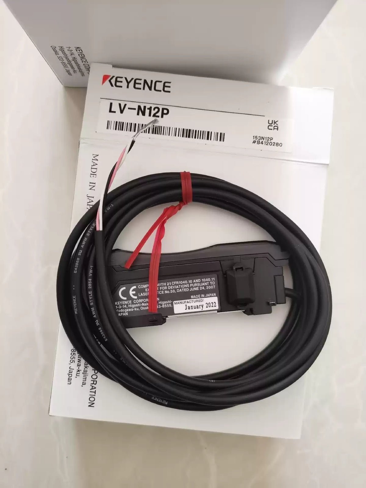 1pcs KEYENCE LV-N12P Digit Laser Sensor