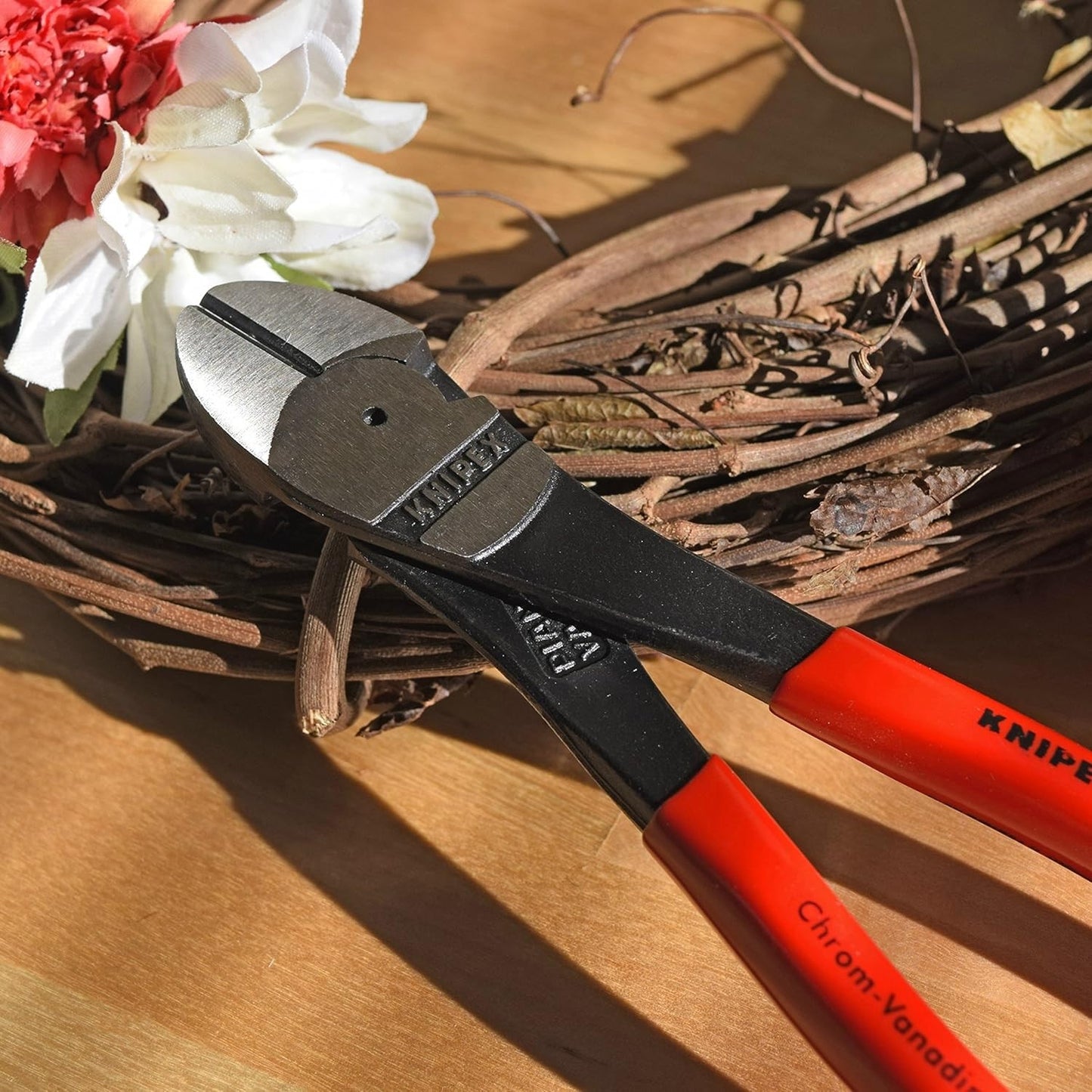 8-Inch High Leverage Angled Diagonal Cutters, Forged Steel, Comfort Grip