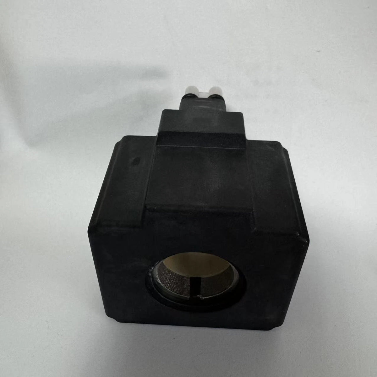 1PC  For R900219602 WZ65-3 110V solenoid valve coil Replacement